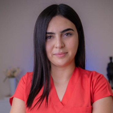 Dr . Pelin Gultekin